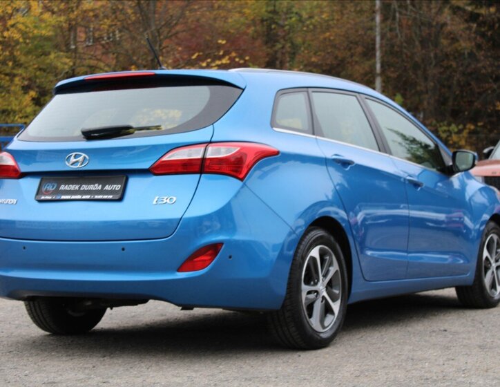 Hyundai i30 Kombi 1,6 l 88 kw