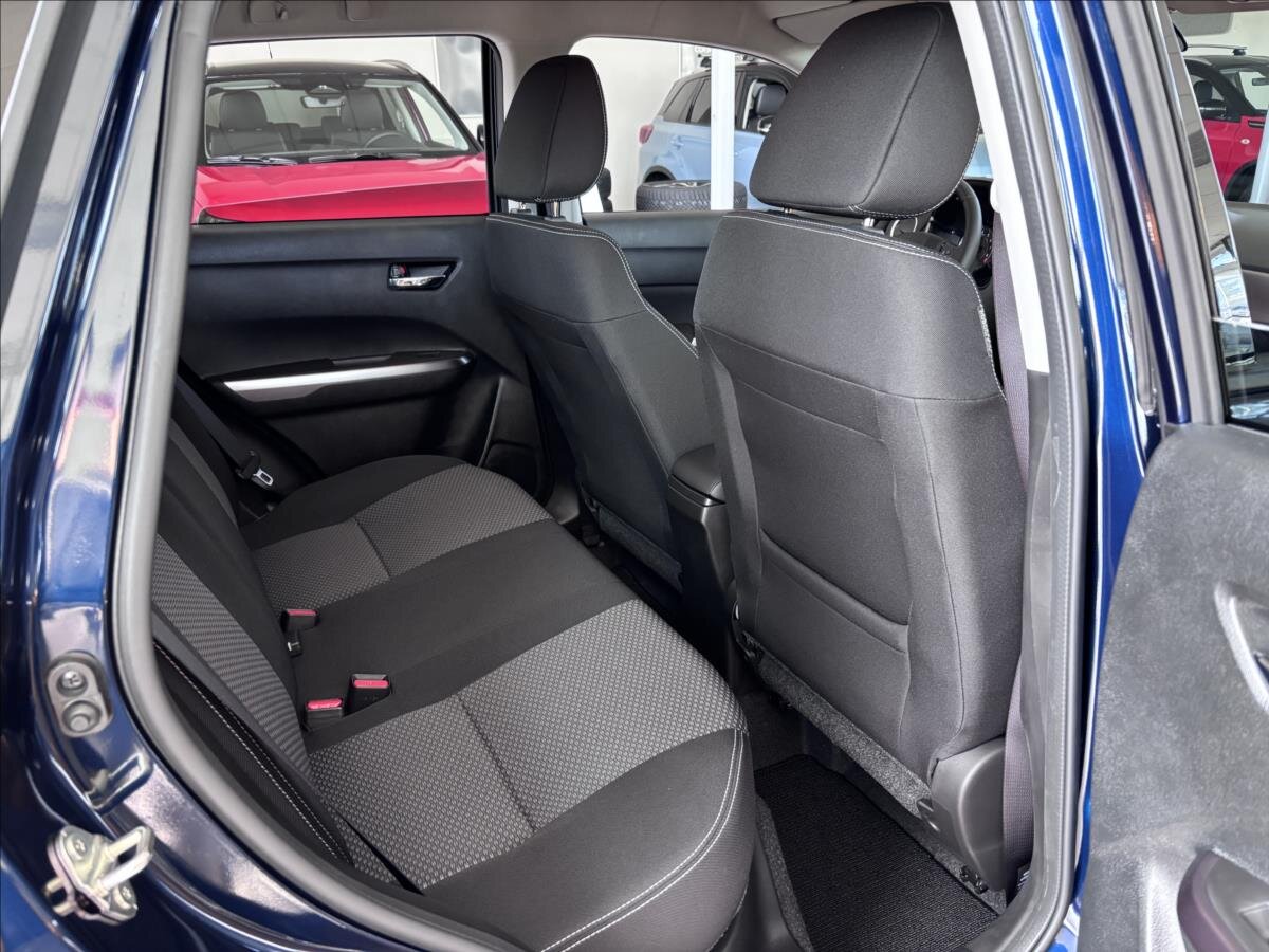 Suzuki Vitara SUV / Terénní 1,4 l 81 kw