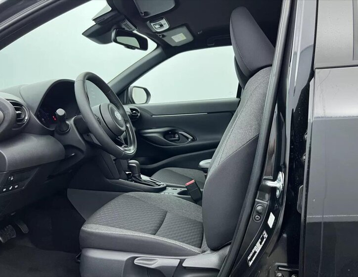 Toyota Yaris Cross SUV 1,5 l 85 kw