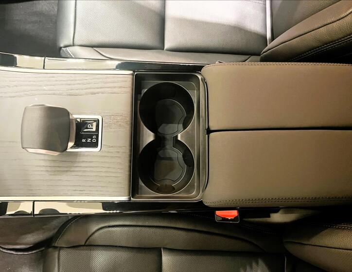 Land Rover Range Rover Velar 22