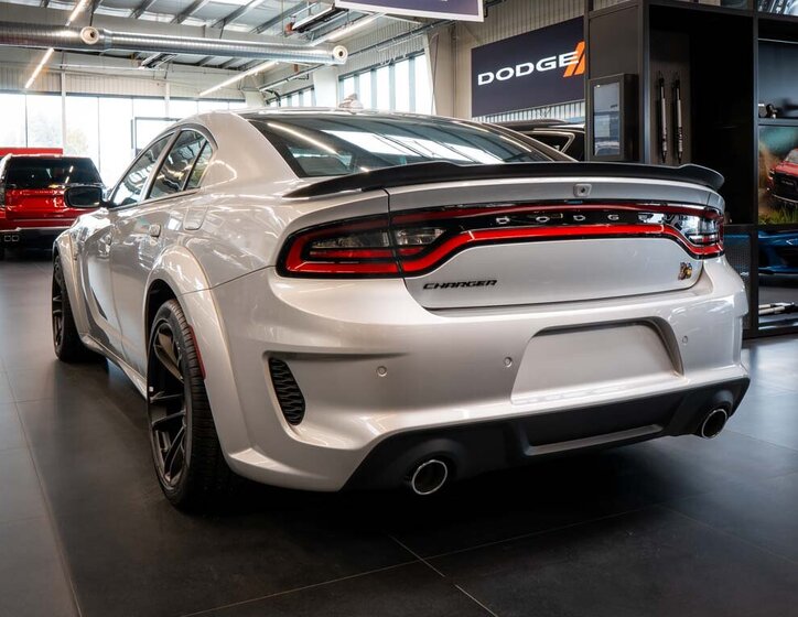 Dodge Charger Sedan 6,4 l 362 kw