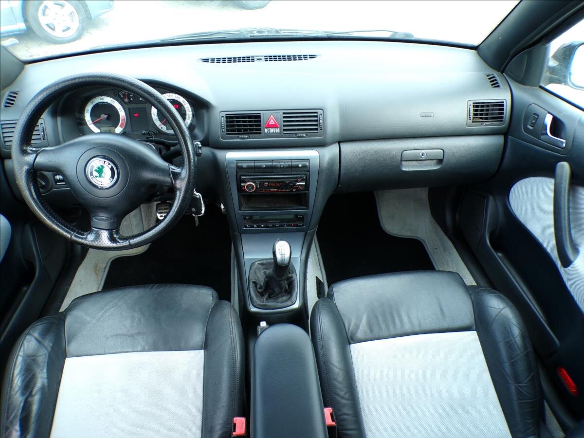 Škoda Octavia Kombi 1,8 l 132 kw