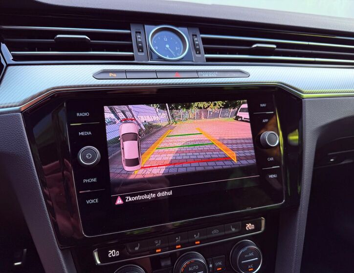 Volkswagen Passat 23