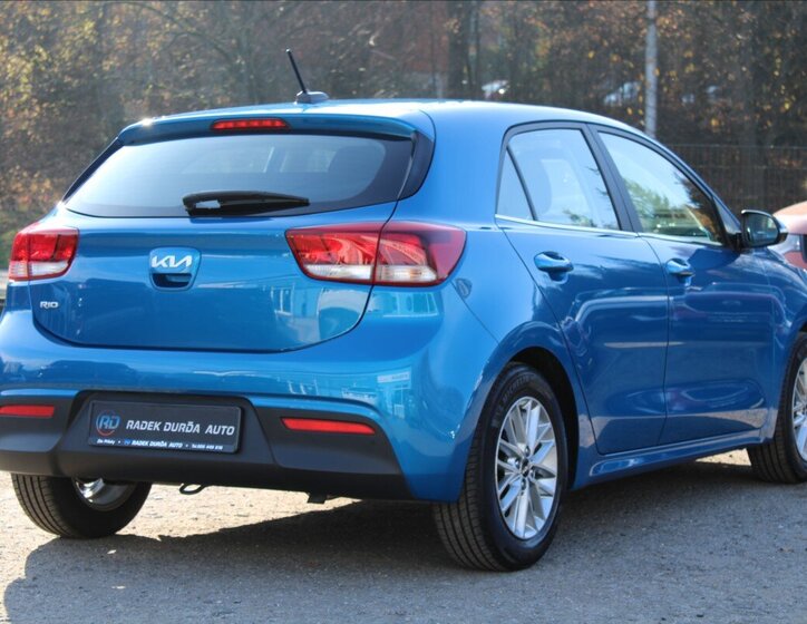 KIA Rio 5