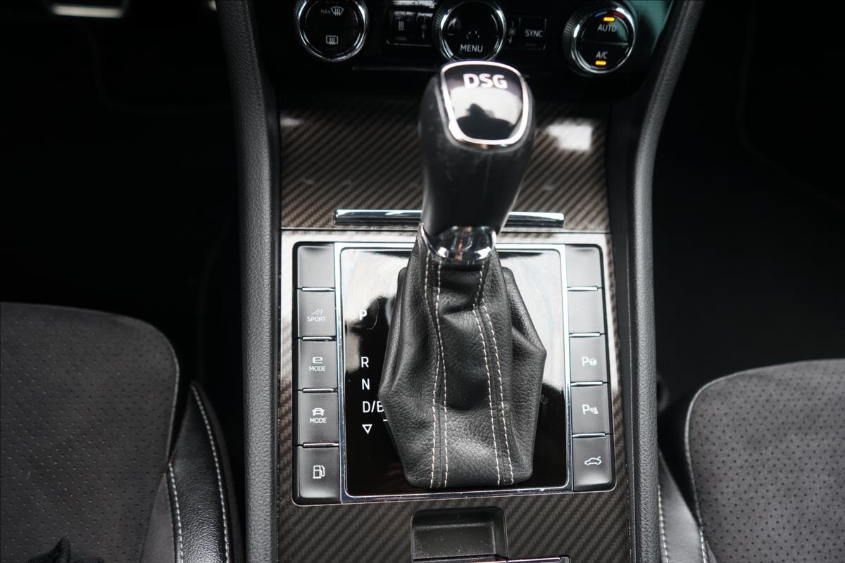 Škoda Superb Kombi 1,4 l 115 kw