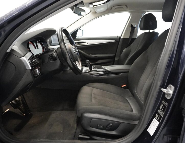 BMW Řada 5 Kombi 2,0 l 120 kw