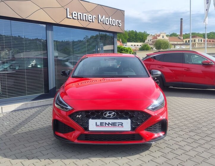 Hyundai i30 Hatchback 2,0 l 206 kw