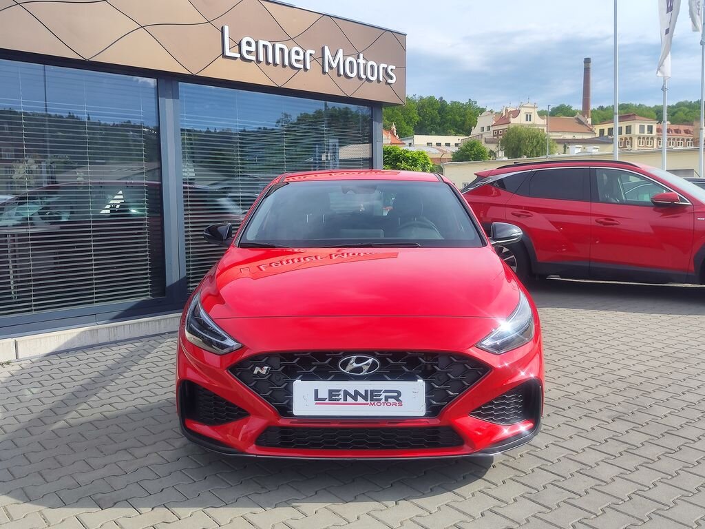 Hyundai i30 Hatchback 2,0 l 206 kw