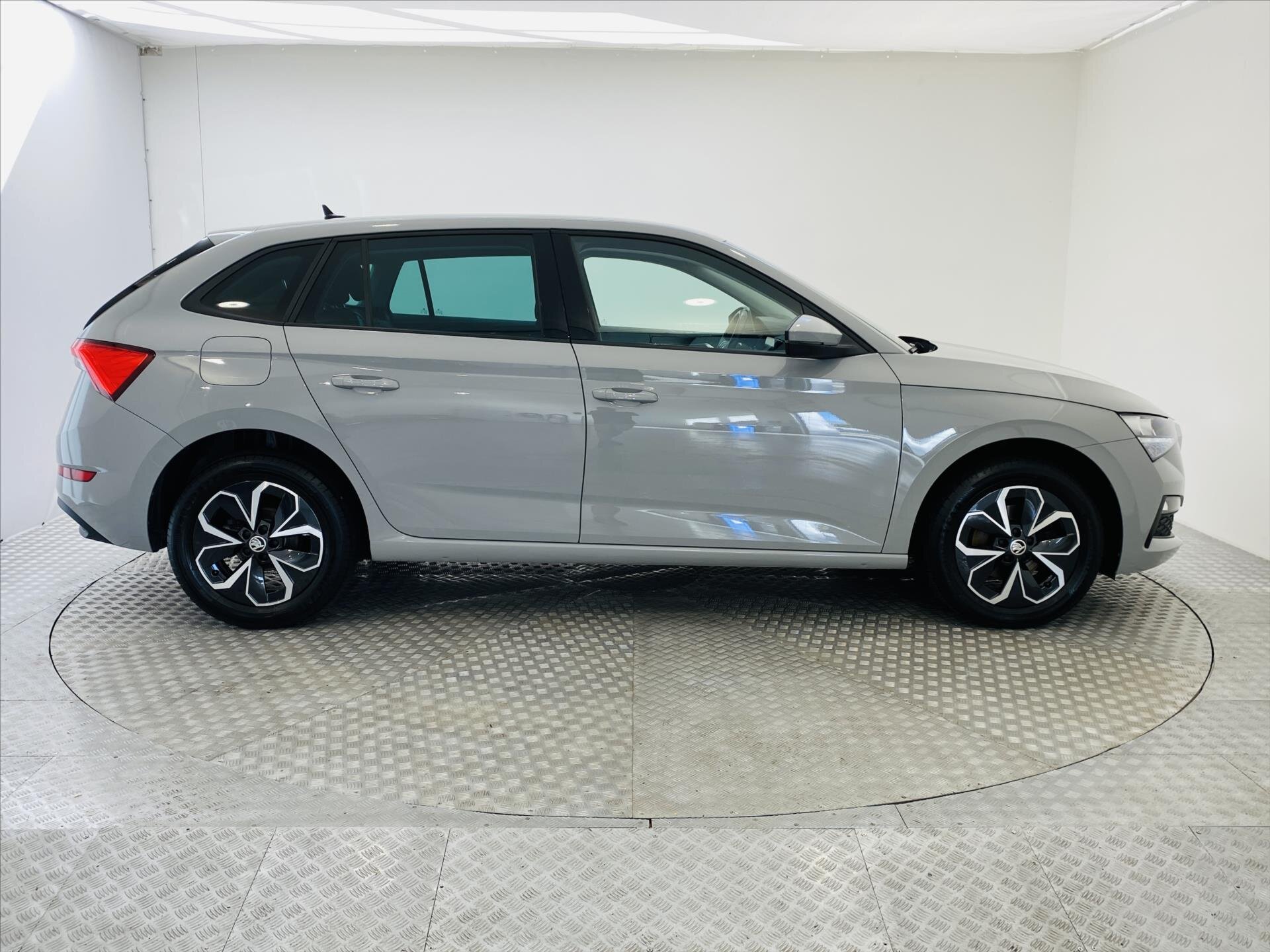 Škoda Scala Hatchback 999,0 81 kw