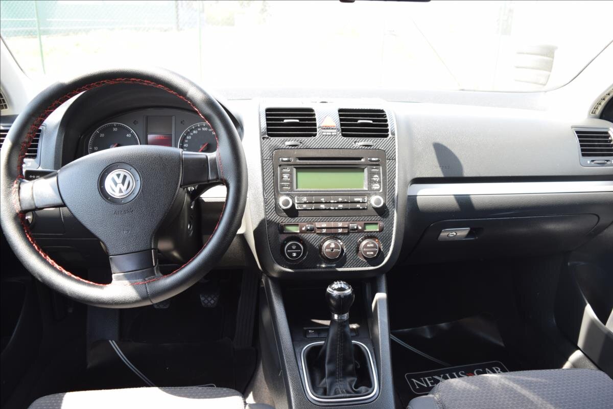 Volkswagen Jetta Sedan / Limuzína 1,9 l 77 kw