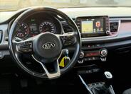 KIA Rio 16