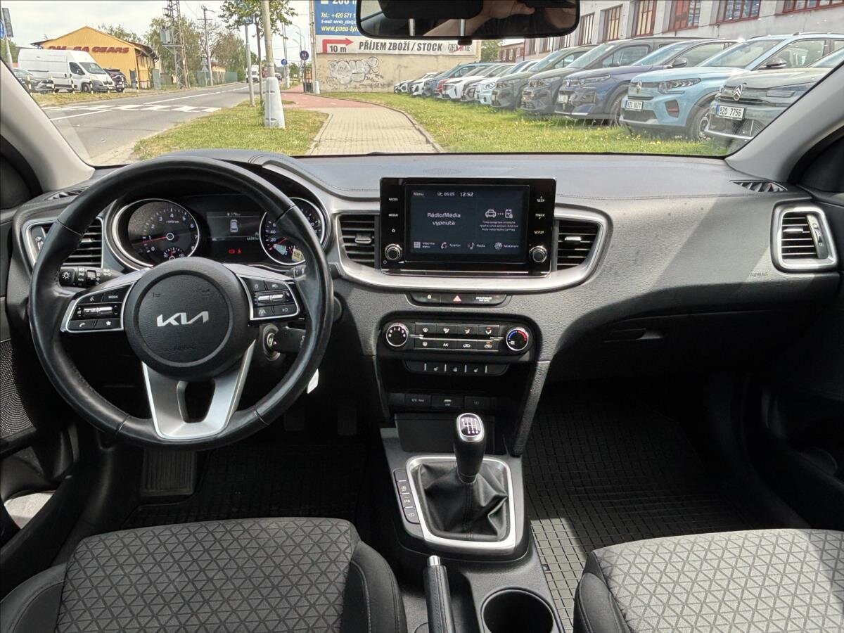 KIA Ceed Hatchback 1,5 l 117 kw