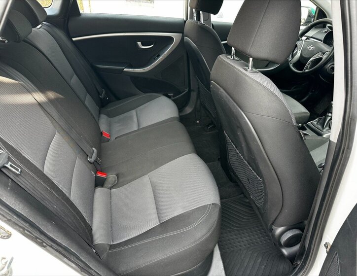 Hyundai i30 Kombi 1,6 l 81 kw