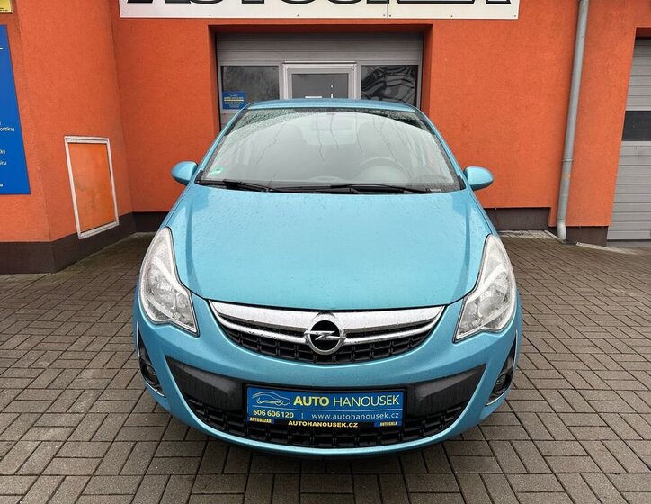 Opel Corsa Hatchback 1,4 l 64 kw