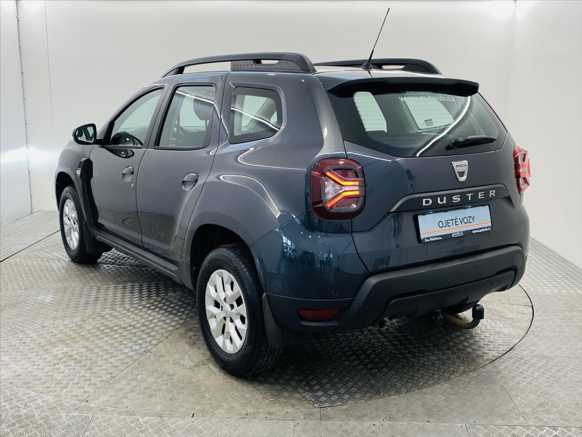 Dacia Duster SUV 999,0 67 kw