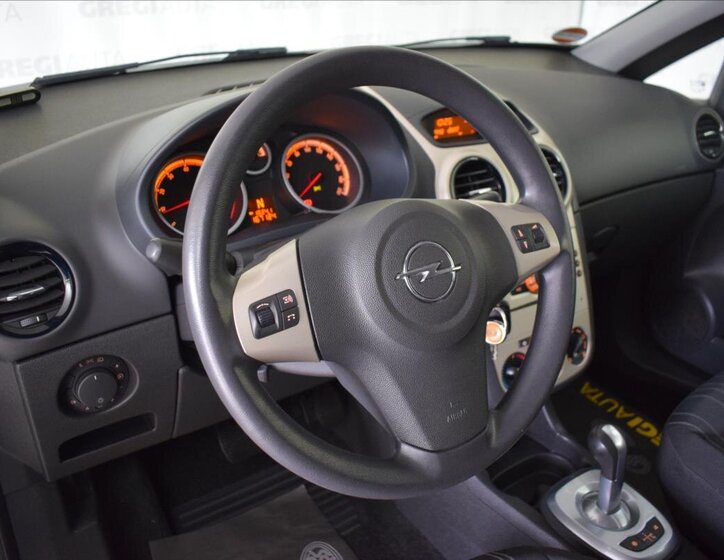 Opel Corsa Hatchback 1,2 l 59 kw