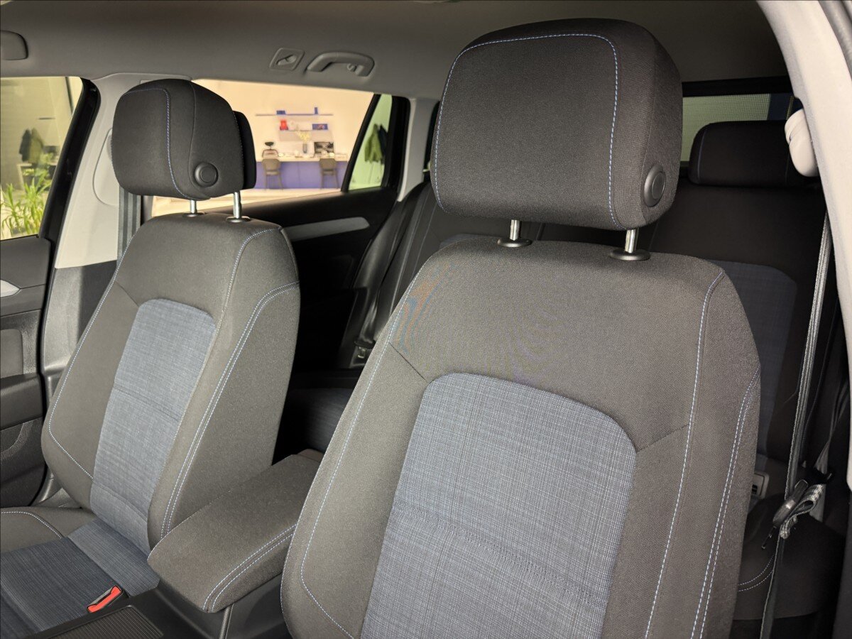 Volkswagen Passat Kombi 1,4 l 160 kw