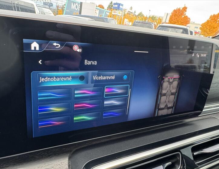 Mercedes-Benz Třídy V 13