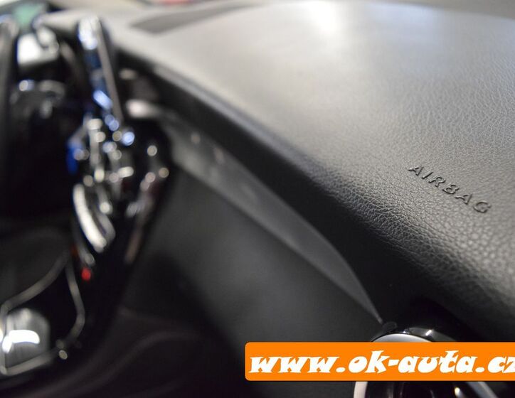 Mercedes-Benz GLC 29