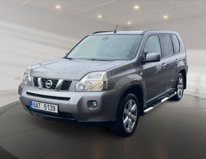 Nissan X-Trail SUV / Terénní 2,0 l 110 kw