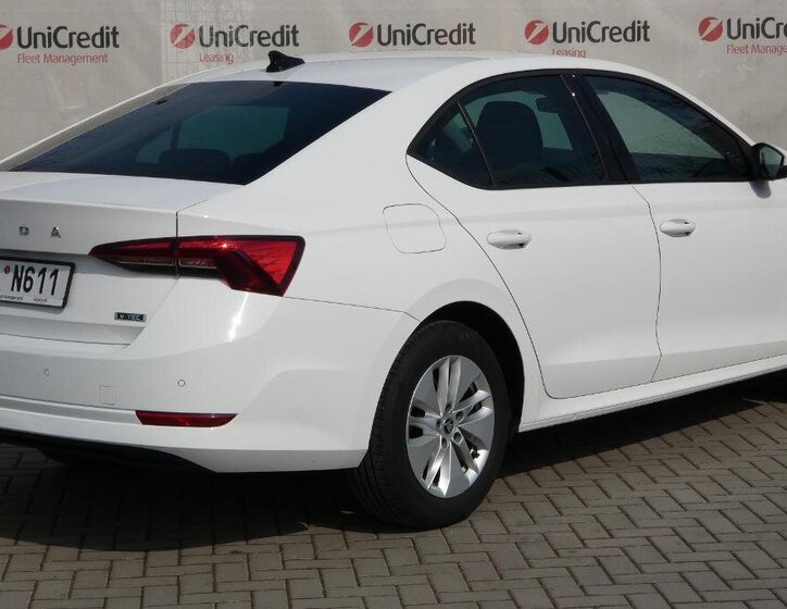 Škoda Octavia Sedan / Limuzína 1,5 l 110 kw