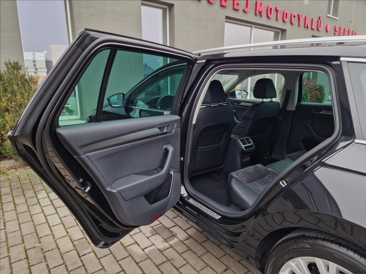 Škoda Superb Kombi 2,0 l 110 kw