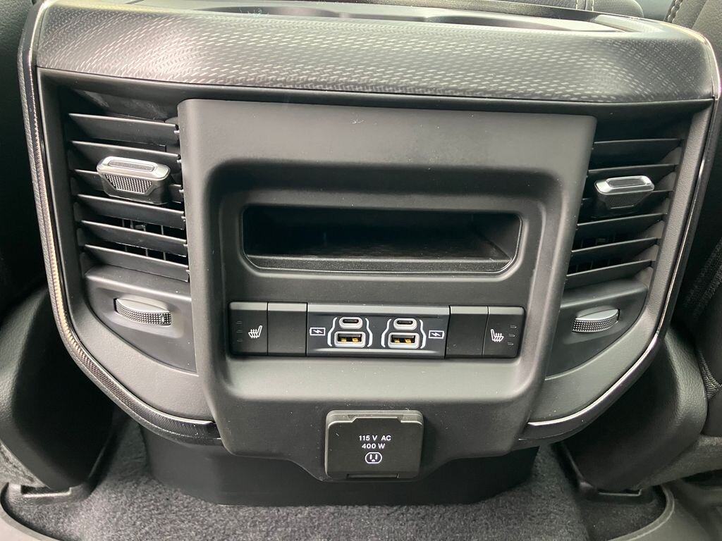 Dodge RAM Pick-up 3,0 l 313 kw