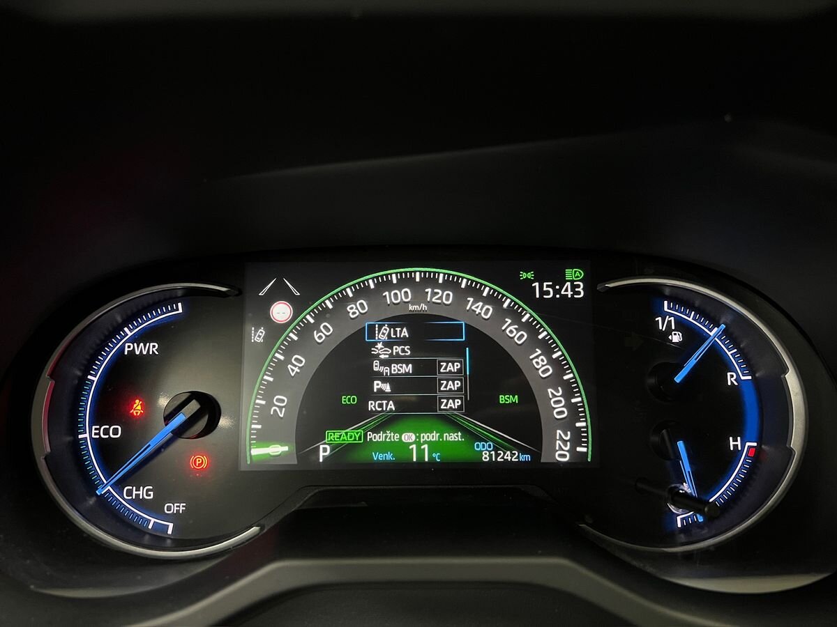 Toyota RAV4 SUV 2,5 l 163 kw