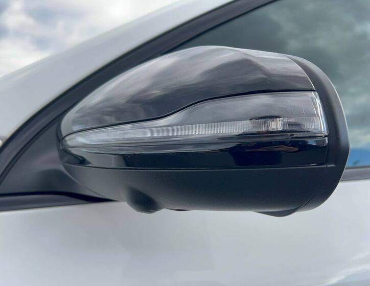 Mercedes-Benz GLA 23