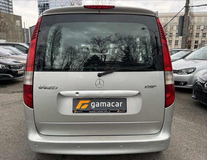 Mercedes-Benz Vaneo 8