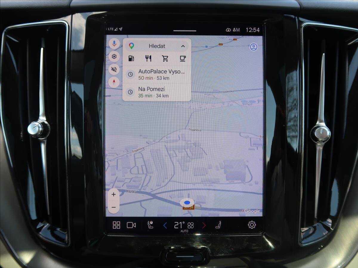 Volvo XC60 SUV / Terénní 2,0 l 145 kw