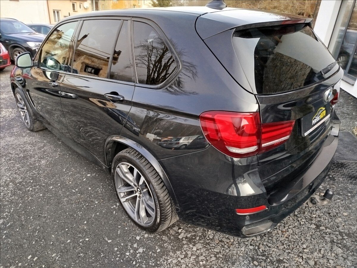 BMW X5 SUV 3,0 l 280 kw