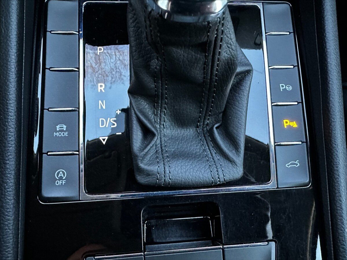 Škoda Superb Kombi 2,0 l 110 kw