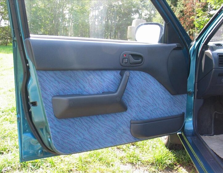 Suzuki Swift Hatchback 993,0 39 kw