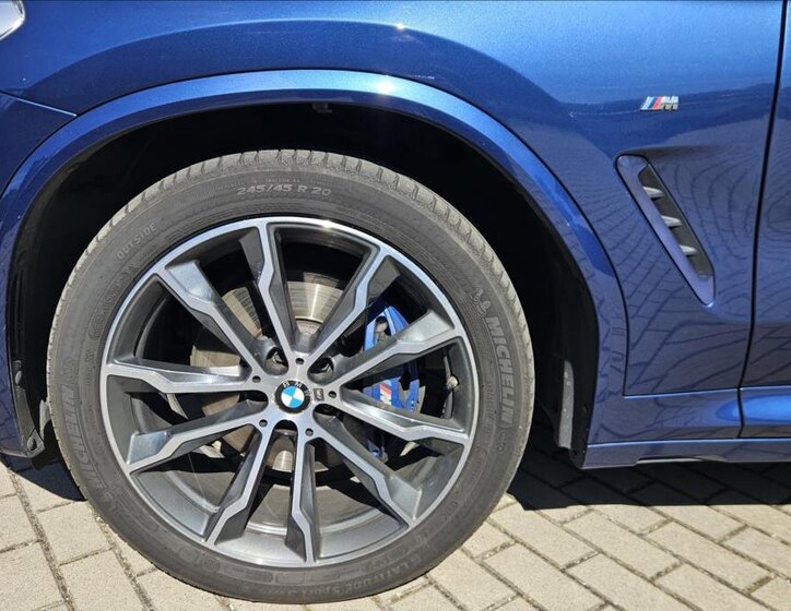 BMW X3 SUV 3,0 l 195 kw