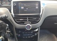Peugeot 2008 MPV 1,2 l 81 kw