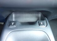 Toyota Corolla Sedan / Limuzína 1,6 l 97 kw