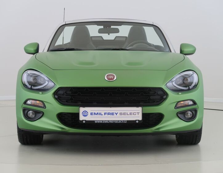 Fiat 124 Spider 10