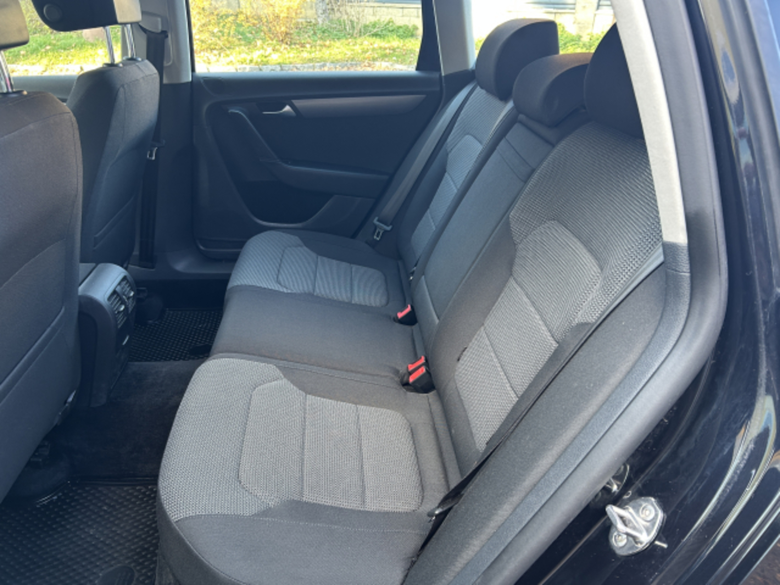 Volkswagen Passat 36