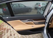 BMW Řada 7 Sedan 3,0 l 195 kw