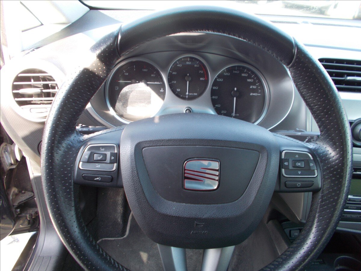 Seat Leon Hatchback 1,4 l 92 kw