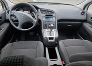 Peugeot 5008 Kombi 1,6 l 84 kw