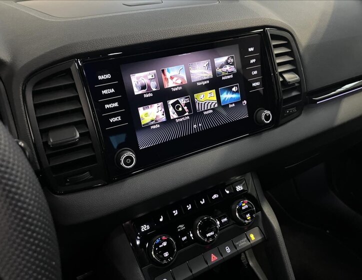 Škoda Karoq SUV / Terénní 1,5 l 110 kw