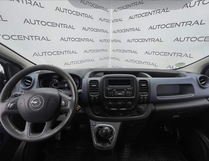 Opel Vivaro 15