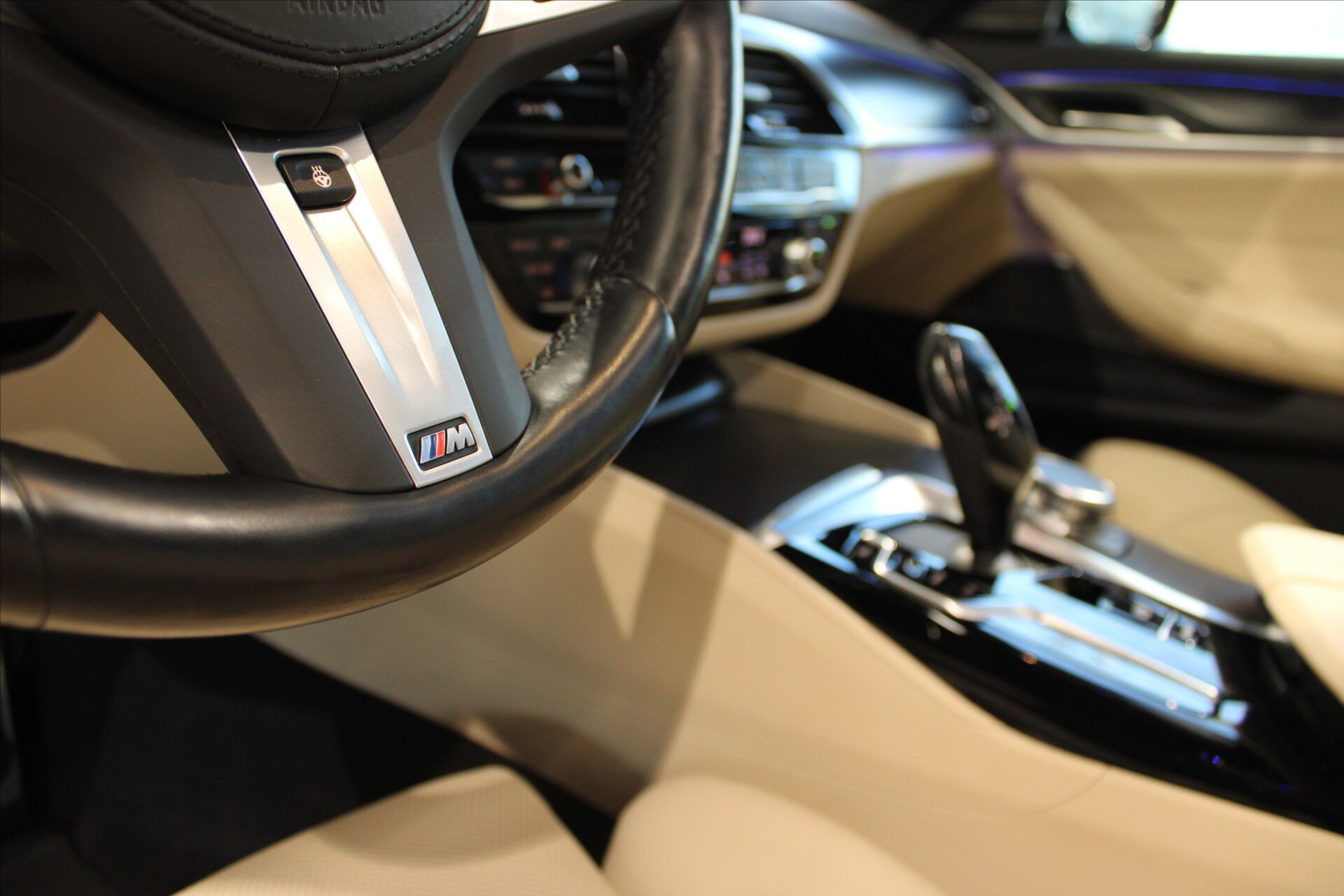 BMW Řada 5 Kombi 3,0 l 210 kw