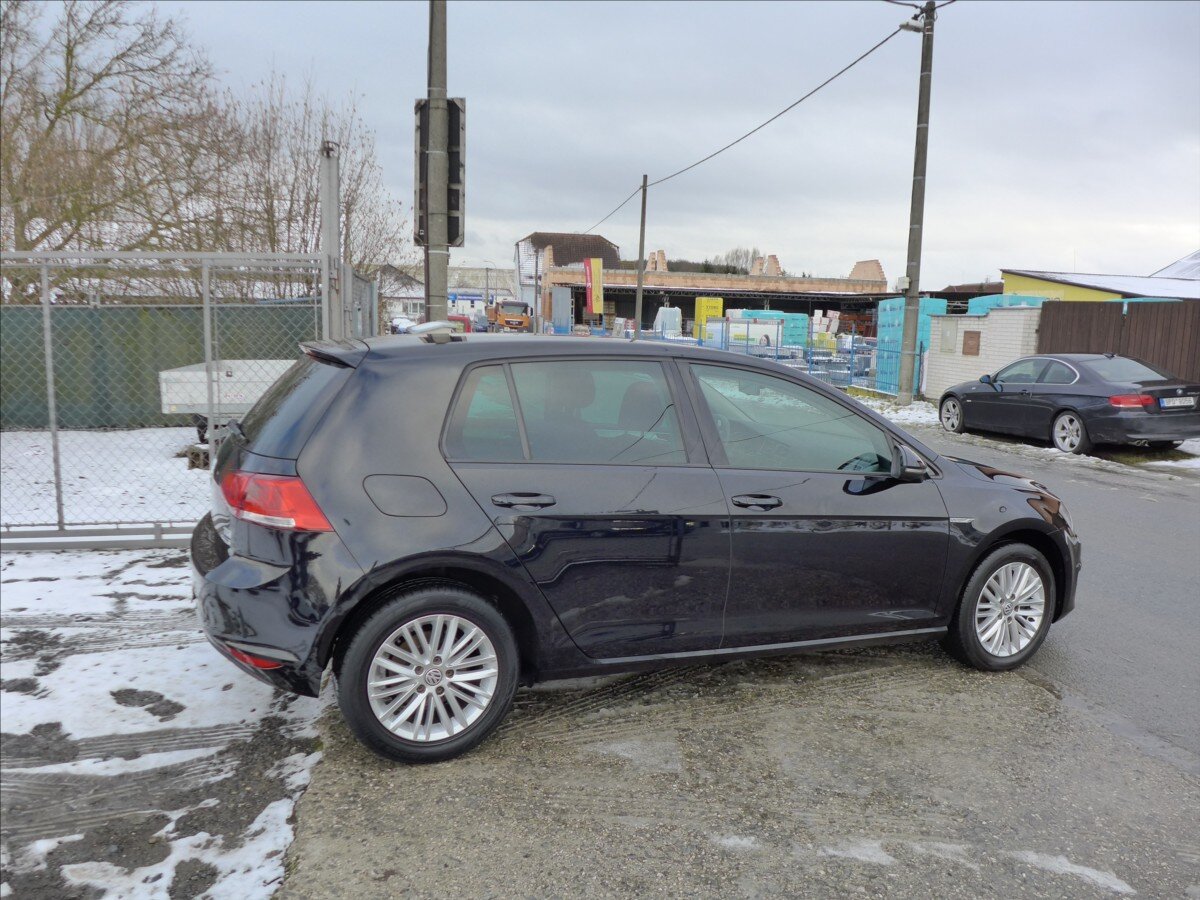 Volkswagen Golf Hatchback 1,2 l 81 kw