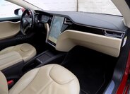 Tesla Model S 16