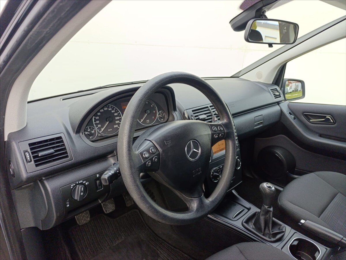 Mercedes-Benz Třídy A Kombi 1,5 l 70 kw