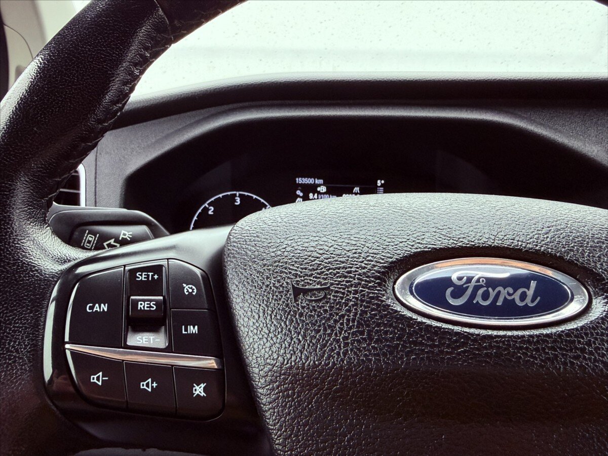 Ford Tourneo Custom MPV 2,0 l 125 kw