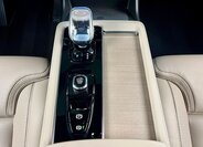 Volvo XC90 SUV 2,0 l 335 kw